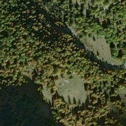 Vue satellite de Cabane du Calvaire du Vallon à Saint-Martin-de-Queyrières