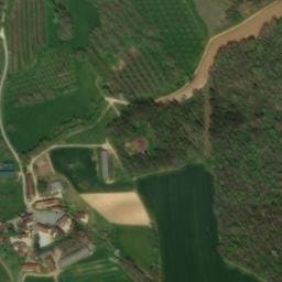 Vue satellite de Aire de stationnement de la Boutique des Bois d'Enveaux à Veyrines-de-Domme
