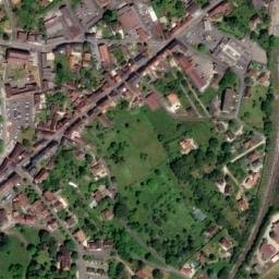 Vue satellite de Parking des Pargueminiers à Gourdon