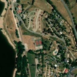 Vue satellite de Camping Les Terrasses du Lac de Naussac à Saint-Flour-de-Mercoire