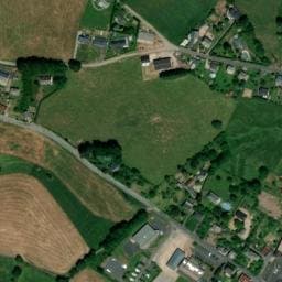 Vue satellite de Aire pour camping-cars de Montsalvy à Lapeyrugue