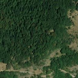 Vue satellite de La fontaine des oiseaux à Chastel-Arnaud