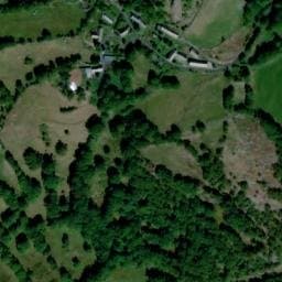 Vue satellite de Fontaine de Belvezet à Saint-Chély-d'Aubrac