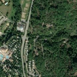 Vue satellite de Yelloh! Village Domaine les Ranchisses à Chassiers