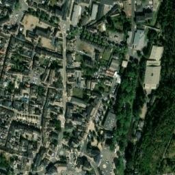 Vue satellite de Aire de stationnement de Marvejols à Montrodat