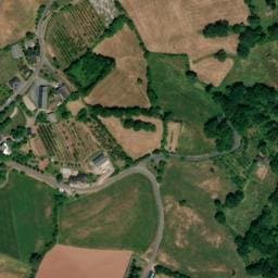 Vue satellite de Aire naturelle de camping de Pruines à Mouret