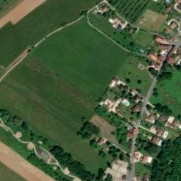 Vue satellite de Parking près de l'Espace de jeux à Mercuès