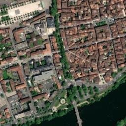 Vue satellite de Parking Place Rousseau à Cahors