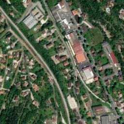 Vue satellite de Parking des Chartreux à Cahors