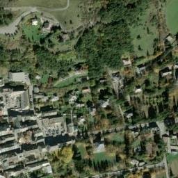 Vue satellite de Aire de la piscine - Barcelonnette à Enchastrayes