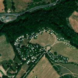 Vue satellite de Village de Vacances Domaine de Combelles à Le Monastère