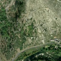 Vue satellite de Aire de camping-car à Laval-du-Tarn à Laval-du-Tarn