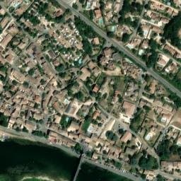 Vue satellite de Camping de mon Village de Saint-Martin-d'Ardèche à Saint-Julien-de-Peyrolas