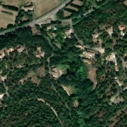 Vue satellite de Camping la Pinède en Provence à Mondragon