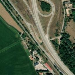 Vue satellite de Aire de Camping-Car à la ferme le Domaine d'Aimel à Valernes
