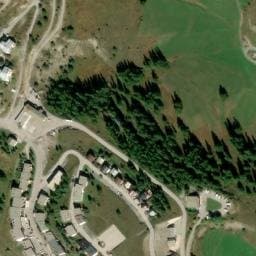 Vue satellite de Aire de camping-car à Pierlas (2) à Pierlas
