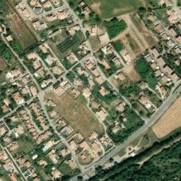 Vue satellite de Les pénitents des Mées à Montfort