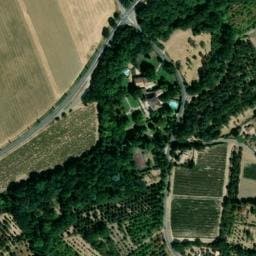 Vue satellite de Aire de repos à Pernes-les-Fontaines à Pernes-les-Fontaines