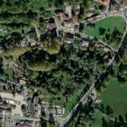 Vue satellite de Parking nuit — Cazaubon à Cazaubon