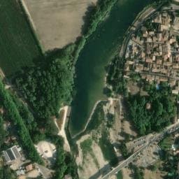 Vue satellite de Aire de camping-car à Remoulins à Remoulins