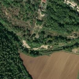 Vue satellite de Aire CAMPING-CAR PARK de Goult à Beaumettes
