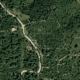 Vue satellite de vestige de bâti en pierre sèche à Langlade