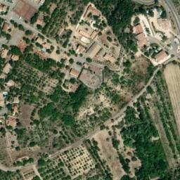 Vue satellite de Aire de services Orapi Market à Les Salles-sur-Verdon