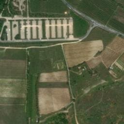 Vue satellite de AIRE DE LA MAISON DU GRAND SITE à Saint-Jean-de-Fos