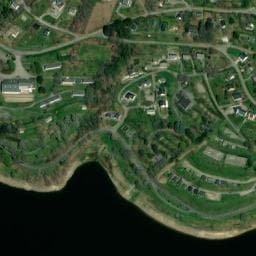 Vue satellite de Camping Les Fées du lac à Nages