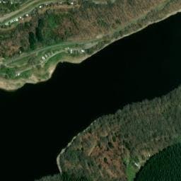 Vue satellite de Aire de camping-cars de Nages - Base du Laouzas à Nages