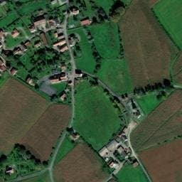 Vue satellite de Fontaine d'Uzan à Uzan