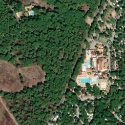 Vue satellite de Oasis Village - Parc Saint James ***** à Puget-sur-Argens