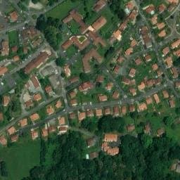 Vue satellite de Aire de camping-cars de Cambo-les-Bains à Cambo-les-Bains