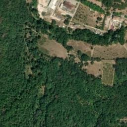 Vue satellite de Parking Notre-Dame Collobrières à Les Mayons
