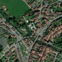 Vue satellite de Fontaine de la place Floquet à Saint-Jean-Pied-de-Port