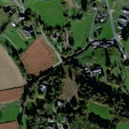 Vue satellite de Aire Naturelle Les Bergeronnettes à Poueyferré