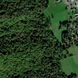Vue satellite de Camping municipal à Oust