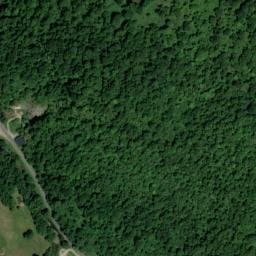 Vue satellite de Aire d’accueil/services camping-cars d’Alus-les-Bains à Le Port