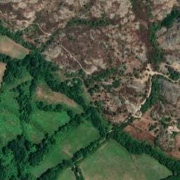 Vue satellite de Abri sous roche à Palasca