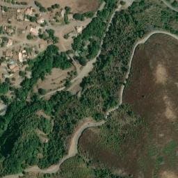 Vue satellite de Parking nuit — Castifao à Castifao