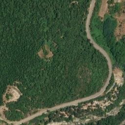 Vue satellite de Camping les Eaux-Vives à Cannelle